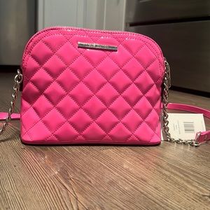 Hot pink quilted patent marylin bag